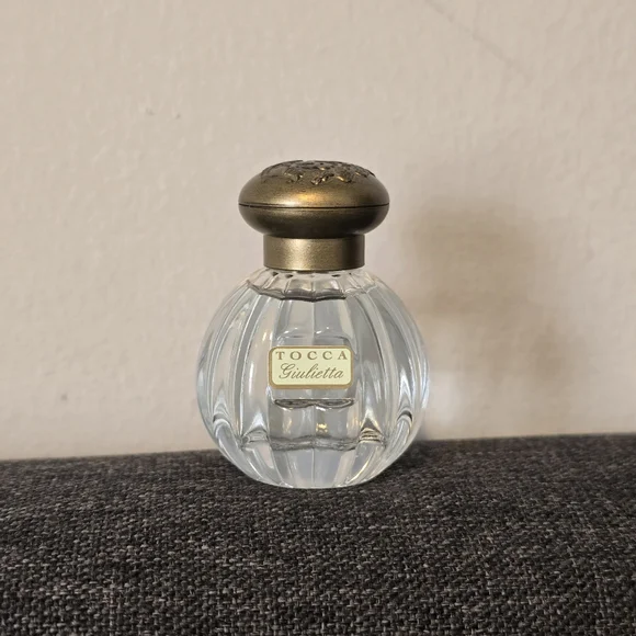 Tocca Giulietta Eau De Parfum 0.51 Fl Oz 15ml - Picture 2 of 6